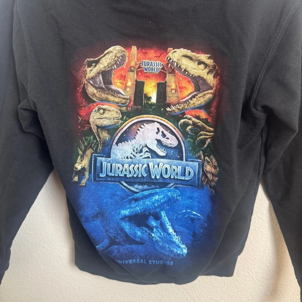Universal Studios Jurassic World Youth Zip-Up Hooded  Sweatshirt size‎ Medium